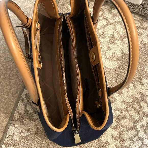 Michael Kors Mercer Mercer Gallery Medium Satchel - Picture 2 of 4